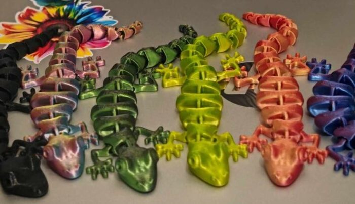 FIGURKA GEKON 3D Długość 18,5 cm- dostępne 7 kolorów