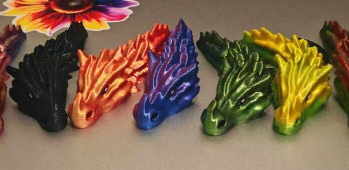 03 FIGURKA SMOK KOSTEK 3D Długość 9,5 cm-dostępne 7 kolorów