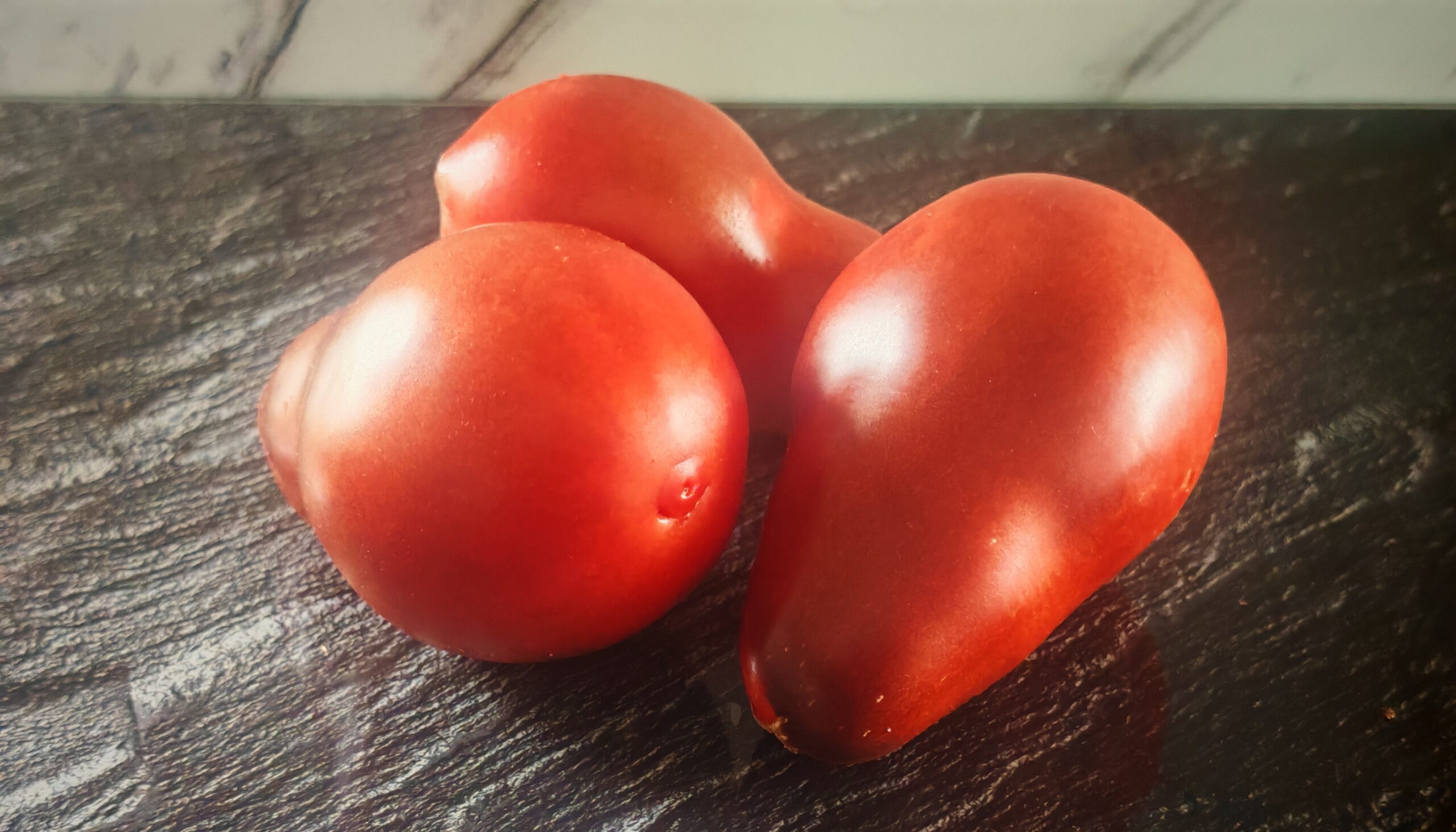 Pomidor Sgt. Sergeant Pepper's Bronze Fingers